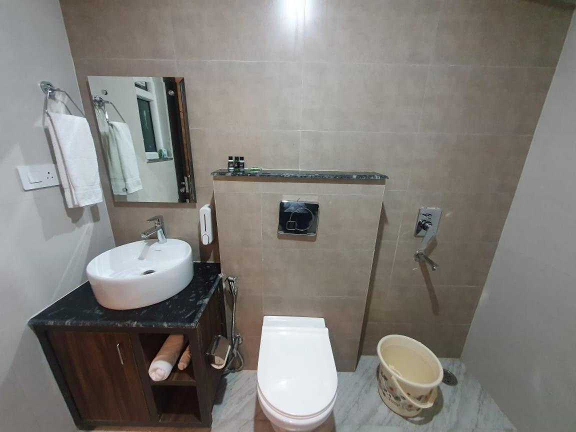 Hotel Kds Residency à Greater Noida Extérieur photo