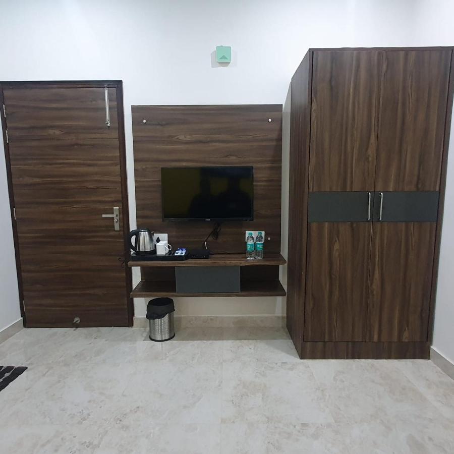 Hotel Kds Residency à Greater Noida Extérieur photo