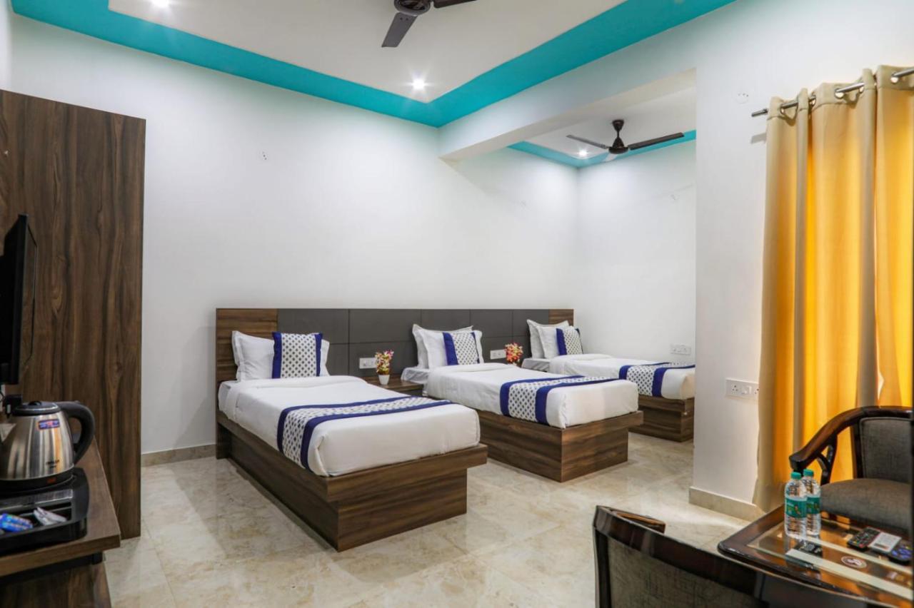Hotel Kds Residency à Greater Noida Extérieur photo