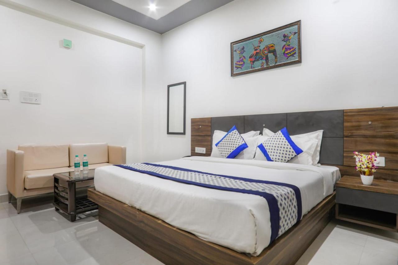 Hotel Kds Residency à Greater Noida Extérieur photo